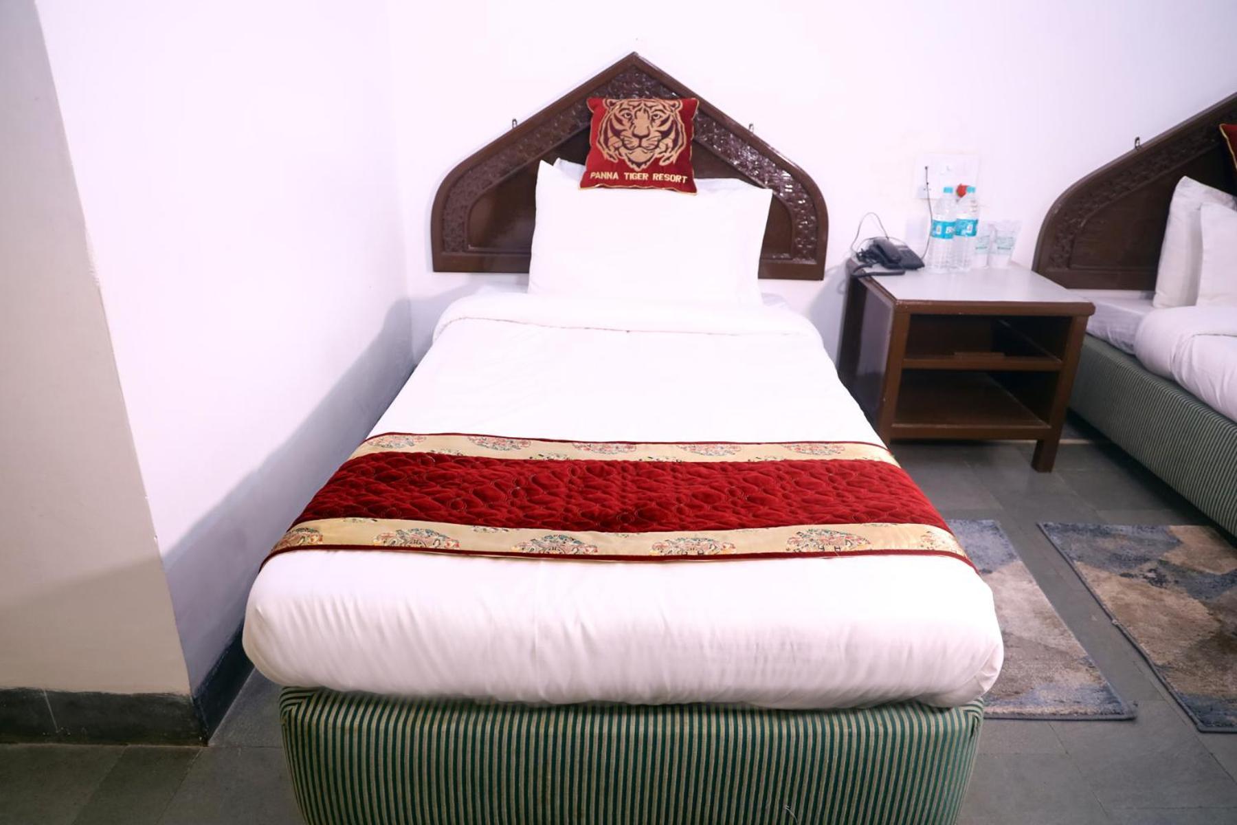 Panna Tiger Resort- Riverside Property Rajgarh  Exterior photo